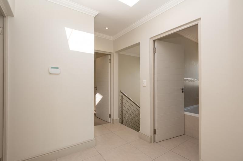 3 Bedroom Property for Sale in Stellenbosch Central Western Cape